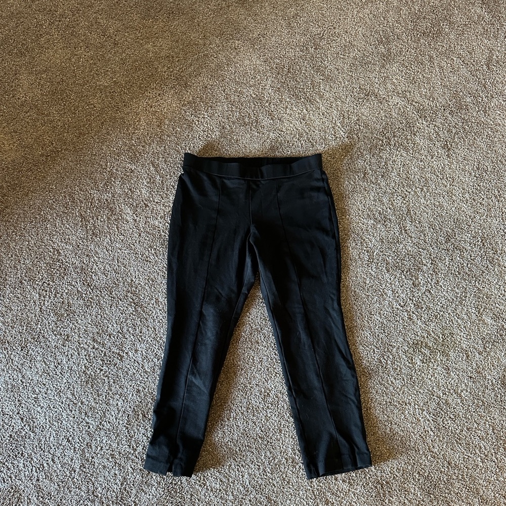 CeCe Elegant Black Garment